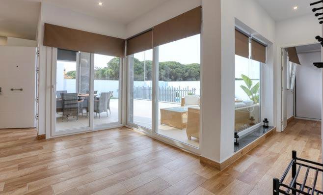 Casa Parcela De Roche Holiday home *